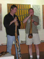 didgeridoo-07.jpg (41164 bytes)