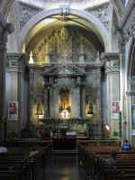 cathedral02.jpg (89844 bytes)