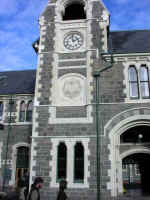 museum-03.jpg (48501 bytes)