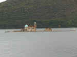 kotor bay02.jpg (64998 bytes)