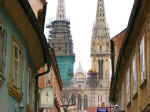 cathedral02.JPG (83867 bytes)