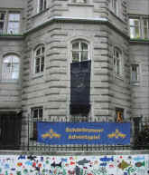 Pc190082.jpg (63494 bytes)