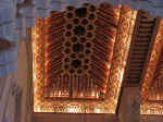 mosque18.jpg (95822 bytes)