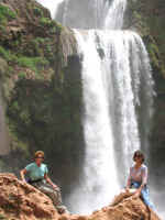 waterfall29.jpg (77043 bytes)