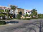 hotel01.jpg (72378 bytes)